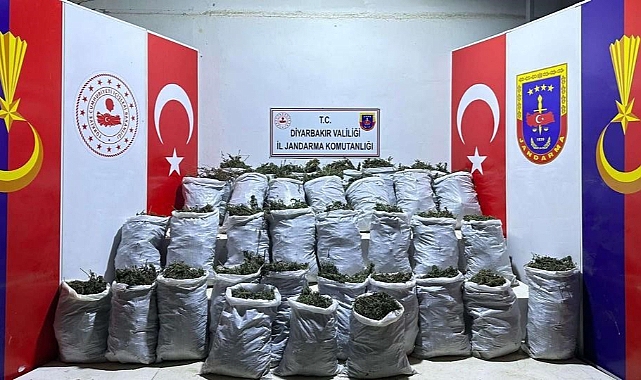 Terörün finans kaynağına yönelik büyük operasyon!