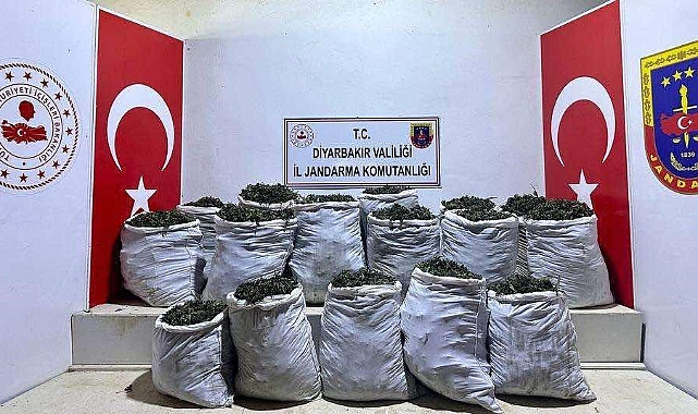 Kilolarca esrar maddesi ele geçirildi