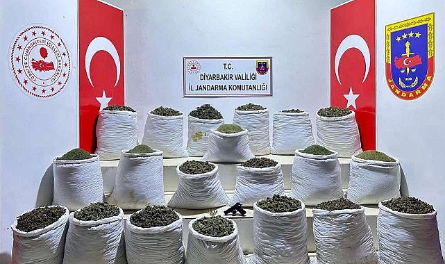 Diyarbakır’da kilolarca esrar ele geçirildi: 2 gözaltı