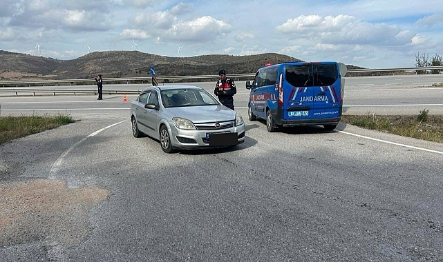 Jandarmadan 'Huzur' operasyonu; 18 aranan şahsı yakaladı