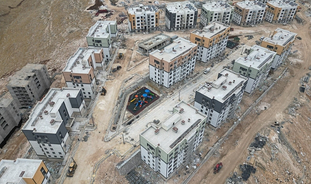 Şanlıurfa'da deprem konutlarında çalışmalar devam ediyor