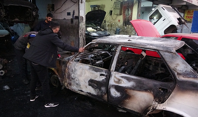 Bakım için sanayiye götürülen araç hurdaya döndü