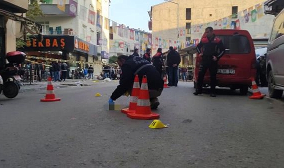 Barış toplantısında kan döküldü