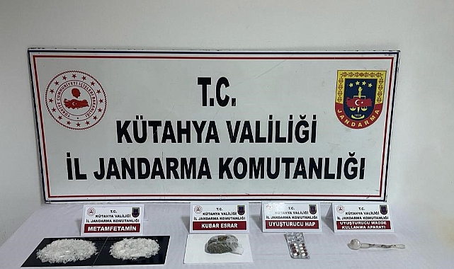 Durdurulan araçta uyuşturucu ele geçirildi: 2 şüpheli tutuklandı