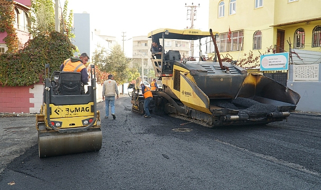 Haliliye'de asfalt atağı sürüyor
