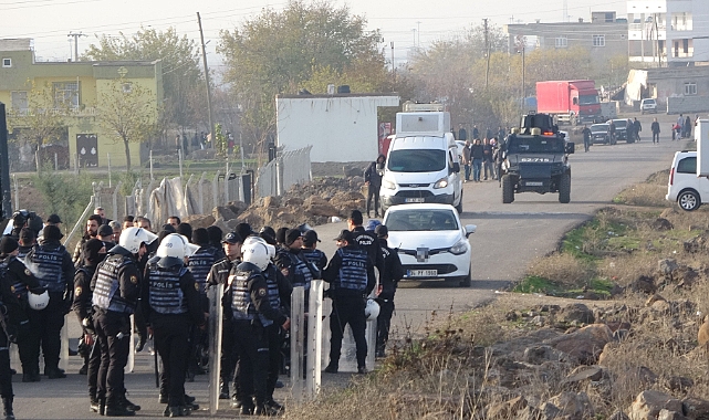 Kaleşnikoflu taşlı sopalı kavga: 9 yaralı