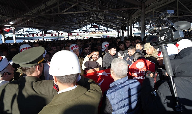 Şanlıurfalı Uzman Çavuş Gaziantep'te son yolculuğuna uğurlandı