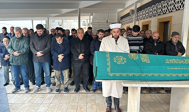 Sokak ortasında kıskançlık cinayeti: Sopayla başına defalarca vurup öldürdü