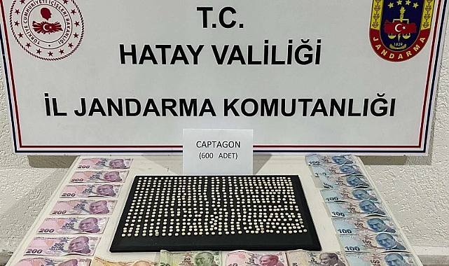 Yüzlerce adet uyuşturucu hap ele geçirildi