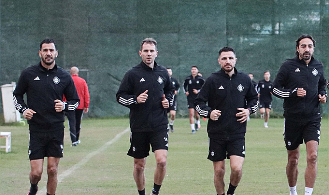 Deniz Kadah ve İbrahim Öztürk, Altay’dan ayrıldı