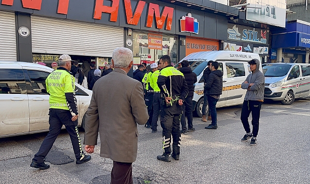 İcra memurlarıyla hacze giden polis bacağından vuruldu