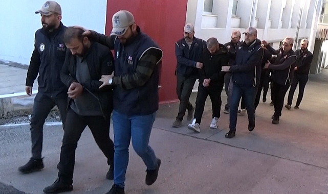 Kırmızı bültenle aranan DEAŞ üyeleri Adana’da yakalandı