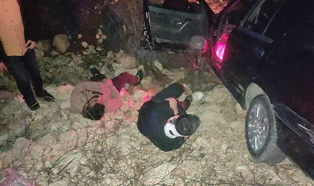 Kontrolden çıkan otomobil şarampole devrildi: 5 yaralı