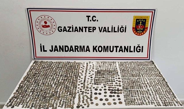 Roma dönemine ait 2 bin 51 adet gümüş sikke ele geçirildi