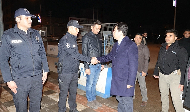 Sınır hattında görevli güvenlik güçleri unutulmadı