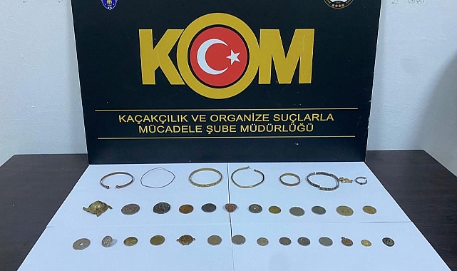 Tarihi eser operasyonu: Bir çok obje ele geçirildi