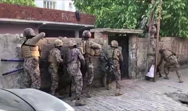 Terör örgütü PKK/KCK’nın sosyal medya ayağına operasyon: 7 gözaltı