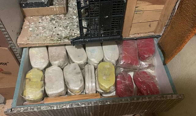Zehir tacirlerine operasyon: 10 gözaltı