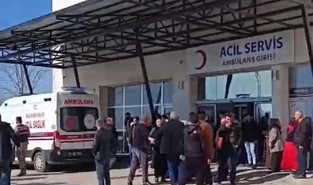 Silahlı kavgada yoldan geçenler kurşunların hedefi oldu