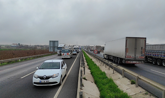 Taşkın nedeniyle kapanan Şanlıurfa - Mardin karayolu yeniden trafiğe açıldı