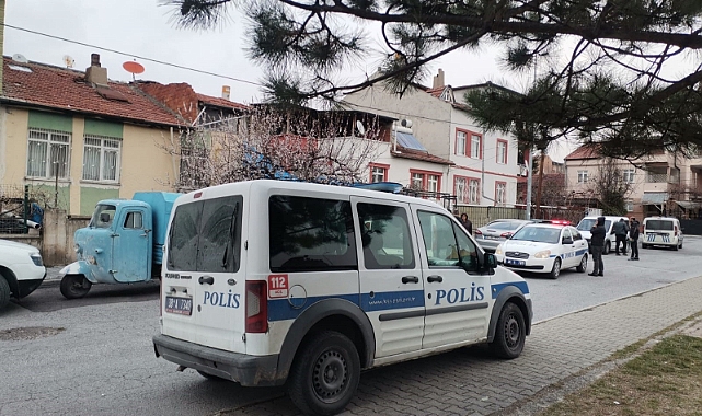 3 kattan düşen genç kız ağır yaralandı