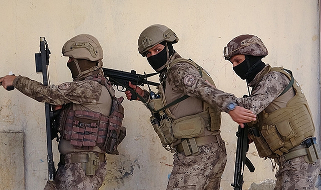 81 aranan şahıslara çember operasyonu! Binlerce kişi yakalandı