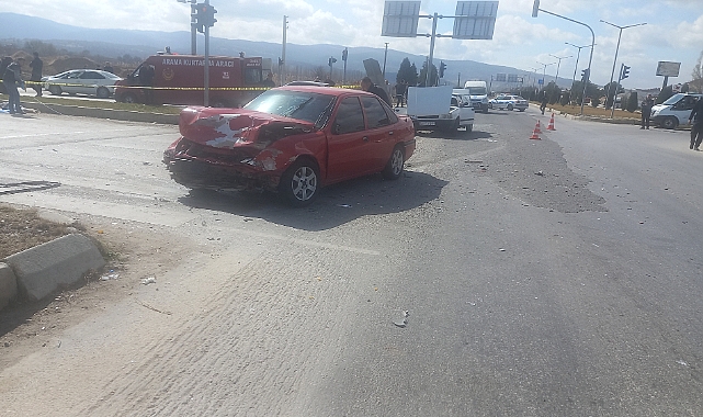 Feci trafik kazası: 3 ölü, 2 yaralı