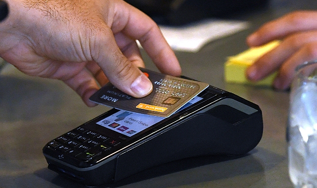 Kredi kartı kullananlar dikkat! Resmi Gazete'de yayımlandı