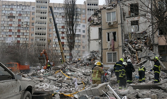 Rusya, Odessa'da apartmanı vurdu: 3 ölü, 8 yaralı