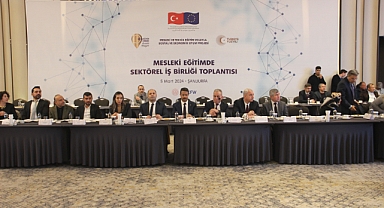 Şanlıurfa’da mesleki eğitimde sektörel iş birliği toplantısı düzenlendi