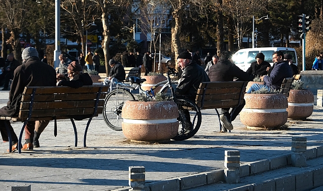 Türkiye Yaşlı Profili Araştırmasının sonuçları açıklandı! Yaşlıların yüzde 64,1’i mutlu