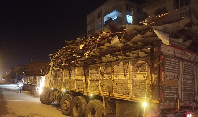 Düzensiz hurda taşıyan tırlara ceza yazıldı
