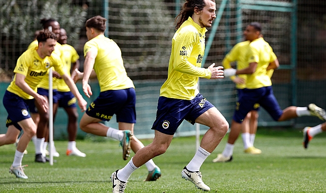 Fenerbahçe, Adana Demirspor maçı hazırlıklarını sürdürdü