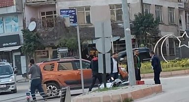 Otomobil motosiklete çarptı:1 yaralı
