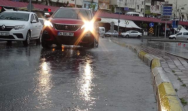Şanlıurfa’da sağanak yağış etkili oluyor