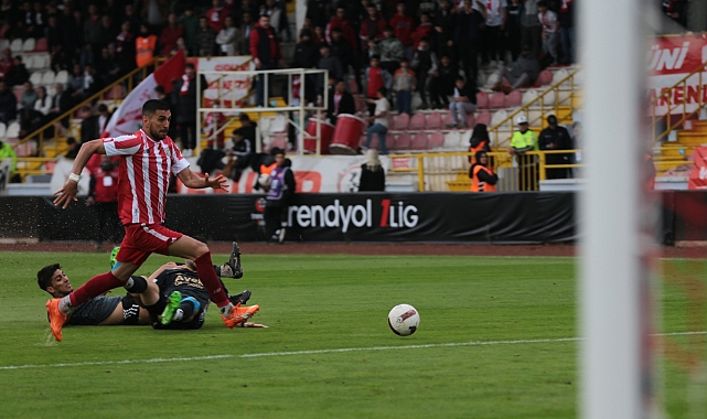 Trendyol 1. Lig: Boluspor: 3 - Altay: 1