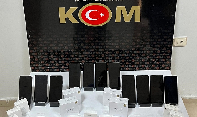 11 adet kaçak cep telefonu ele geçirildi