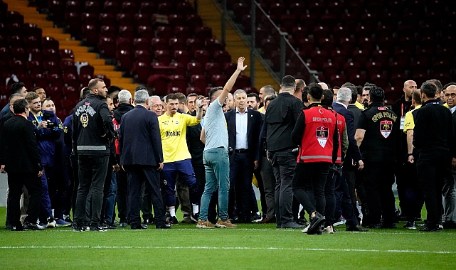 Derbi ardından ortalık karıştı