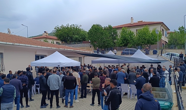 Maden işçileri son yolculuğuna uğurlandı