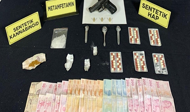 Sokak satıcılarına operasyon: 12 şüpheli tutuklandı