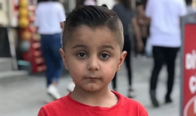 Bayramda şeker komasına giren 10 yaşındaki çocuk hayatını kaybetti