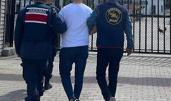 Çocuğa istismar suçundan aranan şahıs yakalandı