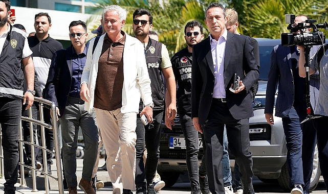 Jose Mourinho, Fenerbahçe için İstanbul'da