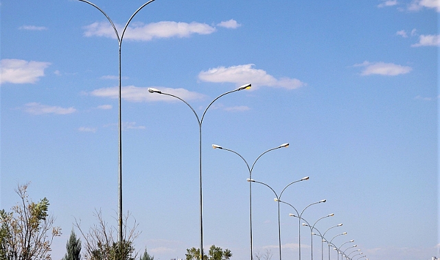 Şanlıurfa dahil 6 ilde sokak lambaları gündüz de yanacak