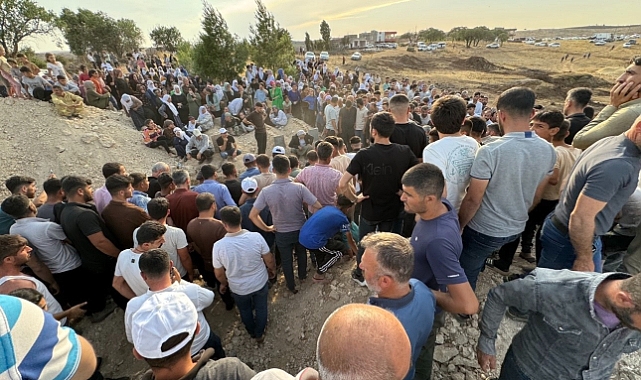 Yangında hayatını kaybeden 8 vatandaş defnedildi