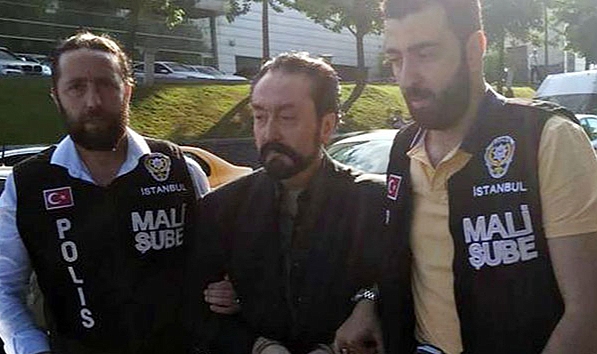 Adnan Oktar’a verilen 8 bin 658 yıl hapis cezası onandı