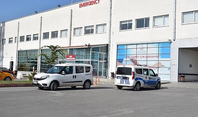 İki aracın karışığı kazada: 7 kişi yaralandı