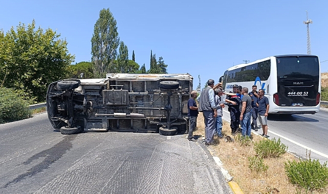Söke’deki kazada iki araç devrildi: 4 yaralı