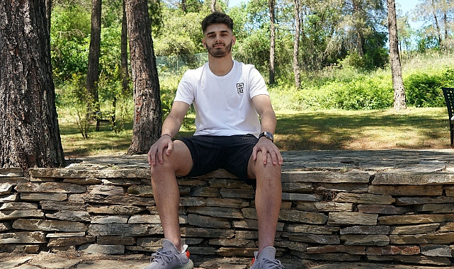 Beşiktaş'ta Ajdin Hasic ile yollar ayrıldı