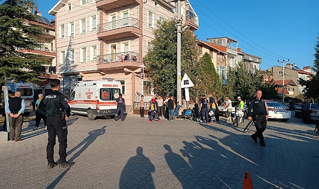 Kütahya'da iki motosiklet çarpıştı! Yaralılar var